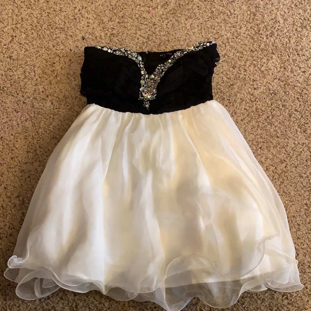 Homecoming/formal dress